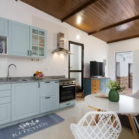 Abuelos 3 Icod Apartment *